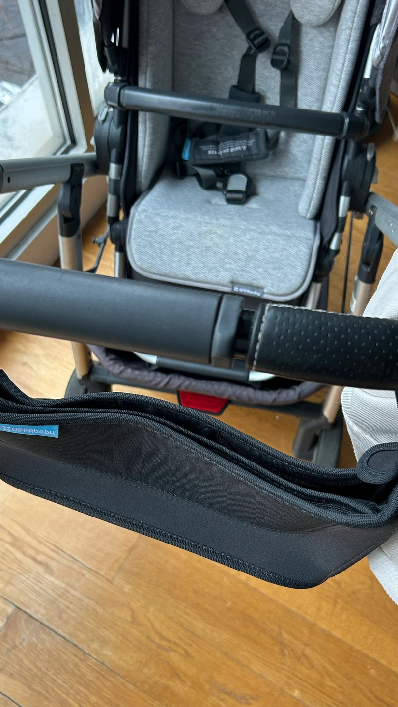 UPPAbaby CRUZ + accessories - photo 4