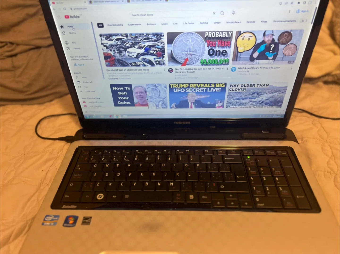 Toshiba Satellite Laptop - Windows 7, i3 #Cleanout