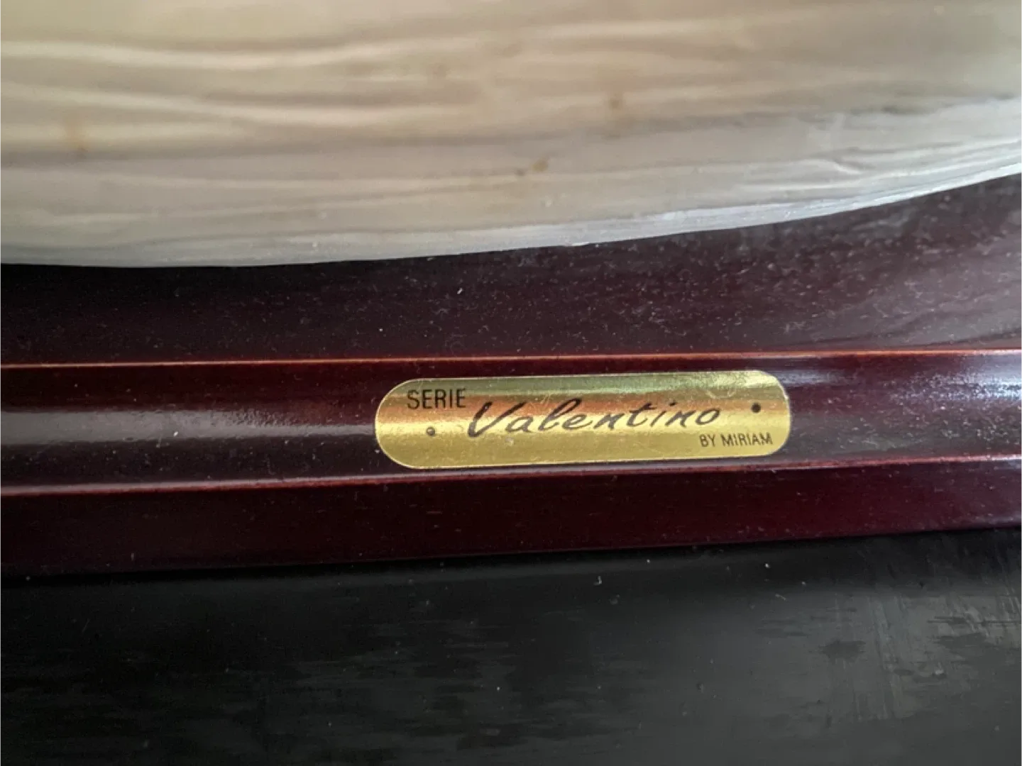 Serie Valentino by Miriam Figurine image indicator(3)