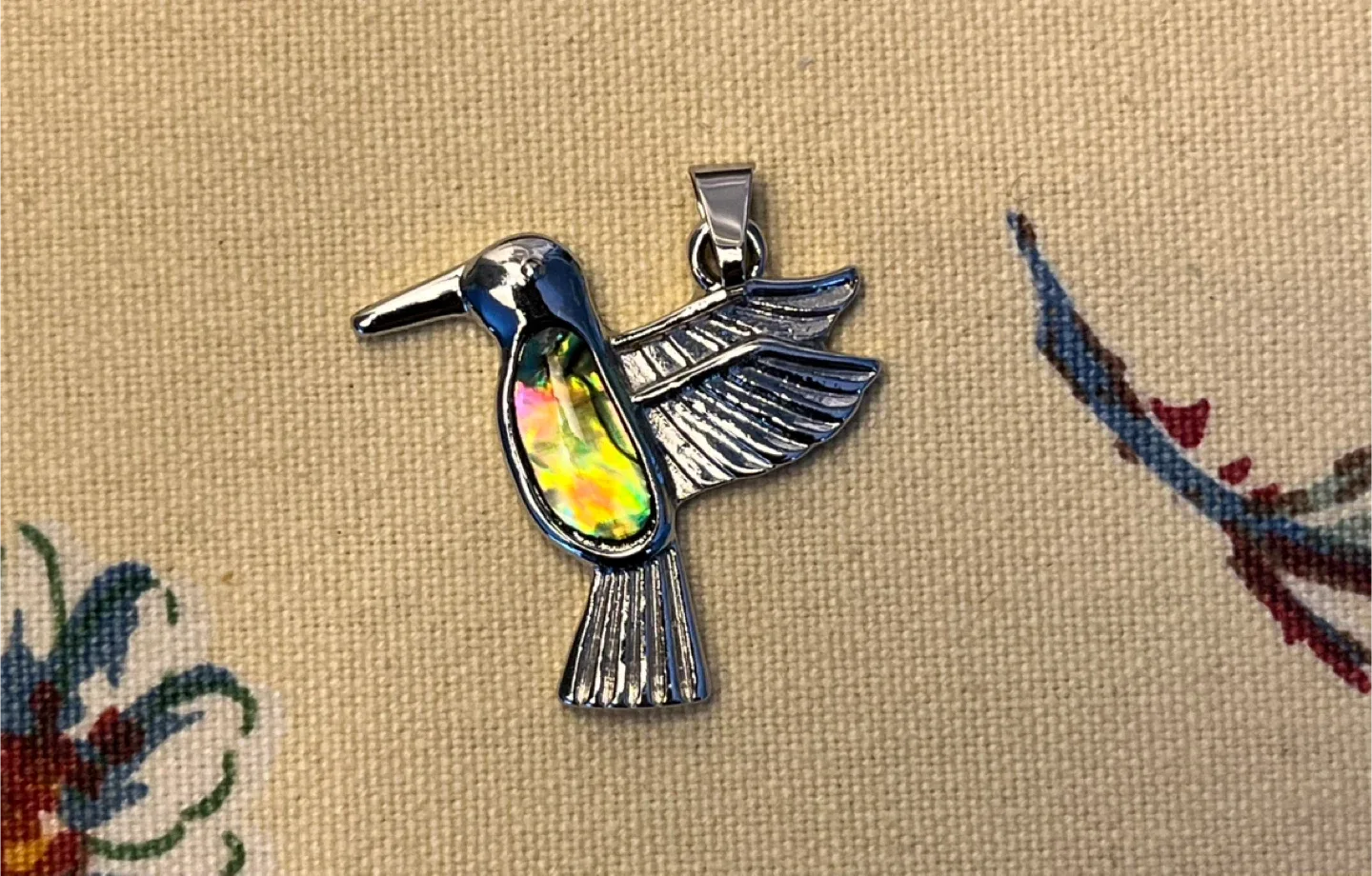#Cleanout- Hummingbird Pendant Necklace