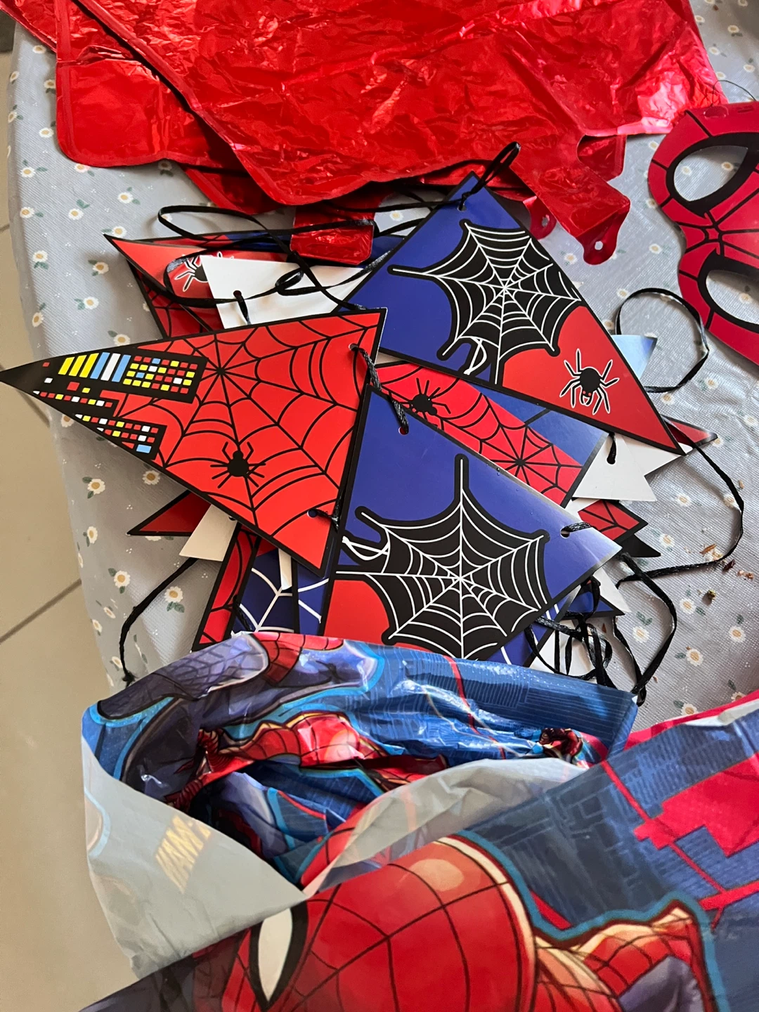 Spiderman Party Supplies - photo 4