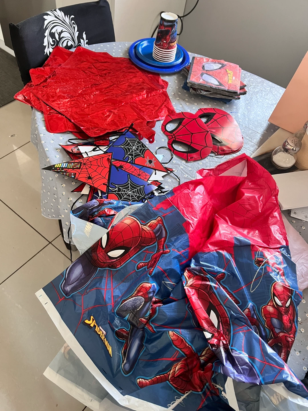 Spiderman Party Supplies - photo 3