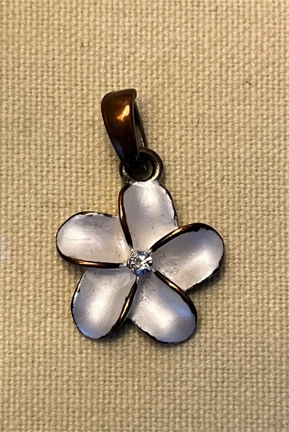 #Cleanout- Flower Pendant