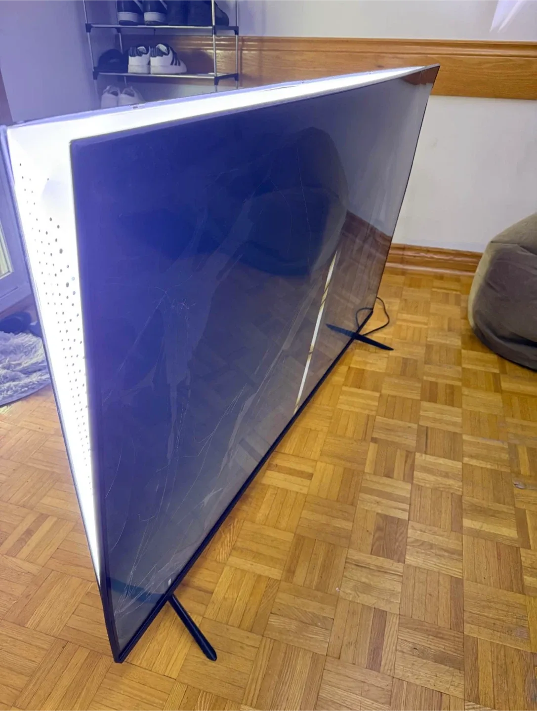 Broken TV image indicator(2)