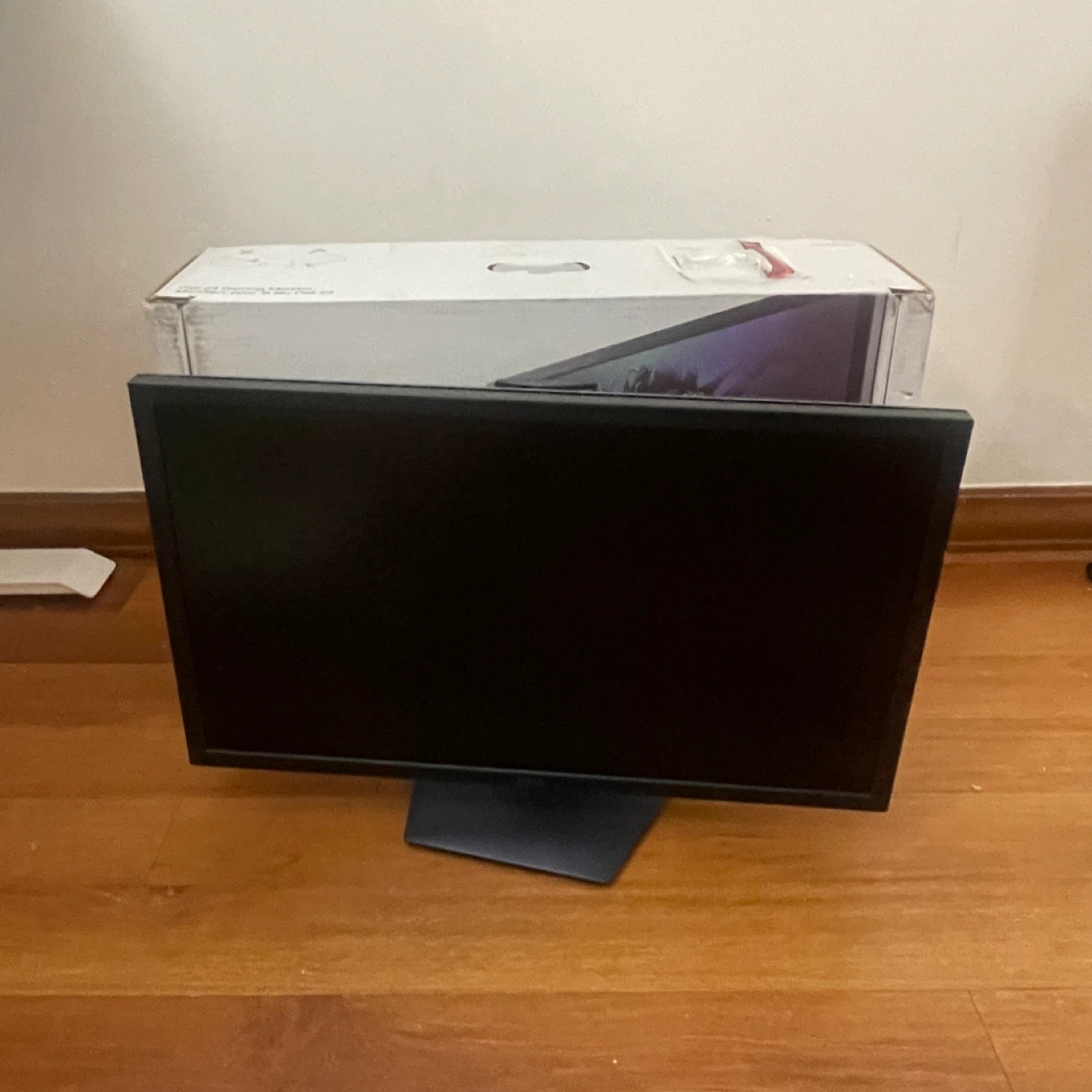 24” Dell Monitor - Includes Box!