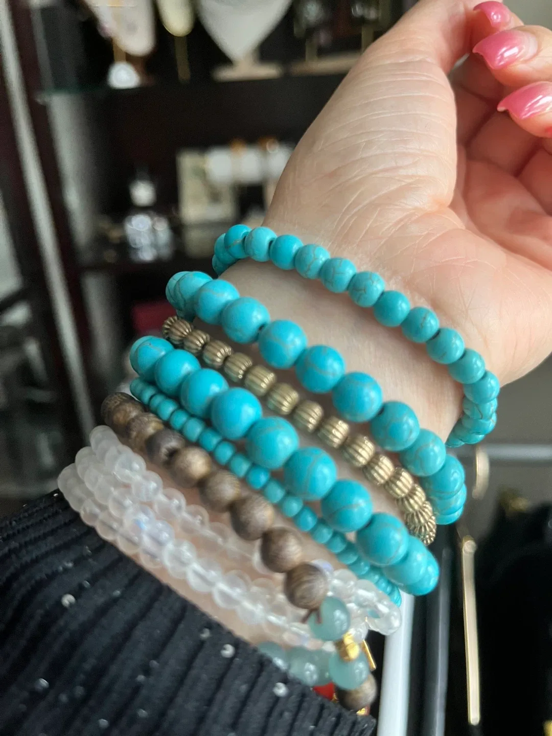 Turquoise Beaded Bracelet with Starfish Charm image indicator(6)