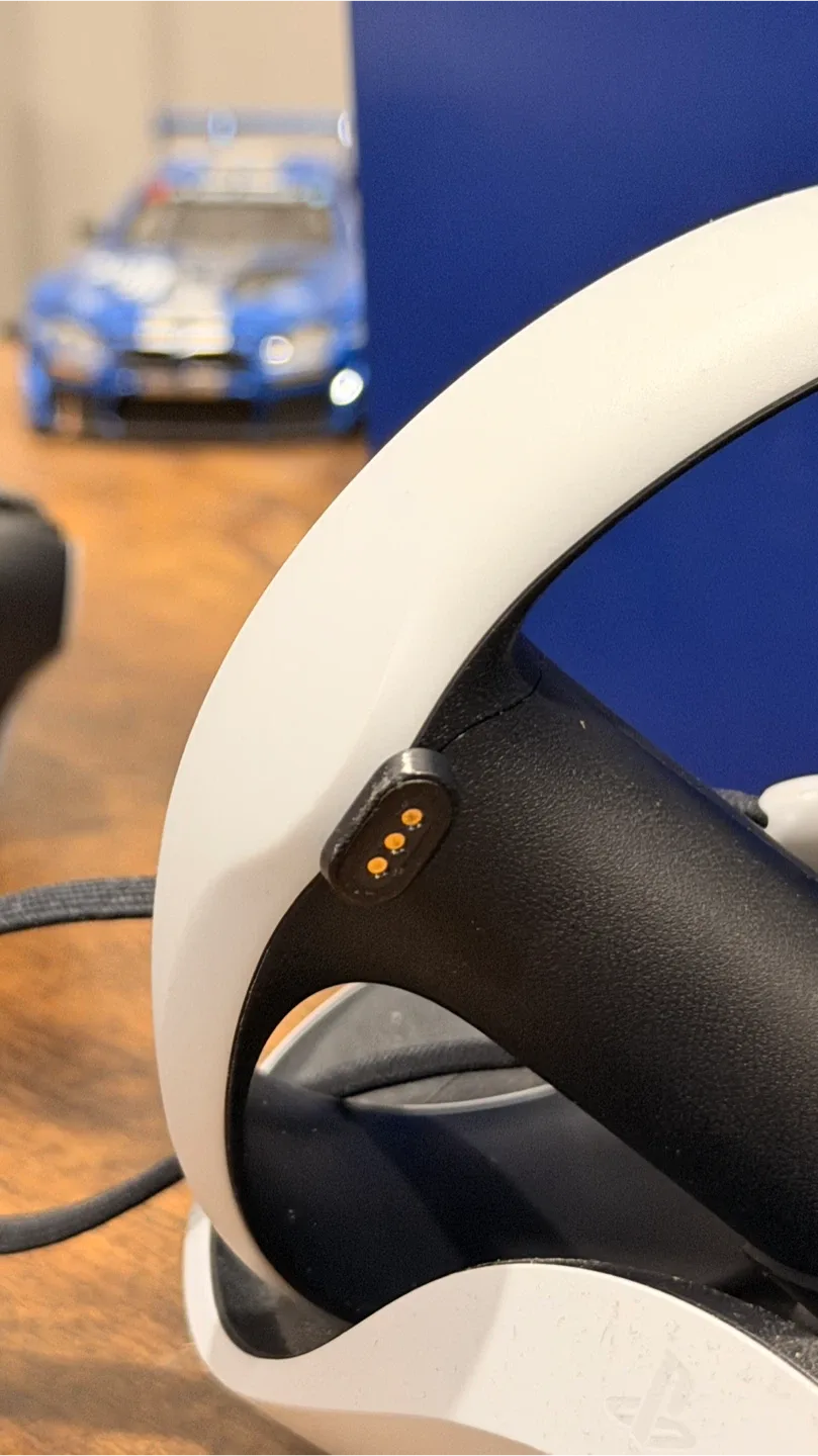 PlayStation VR2 + Wireless Charger image indicator(7)