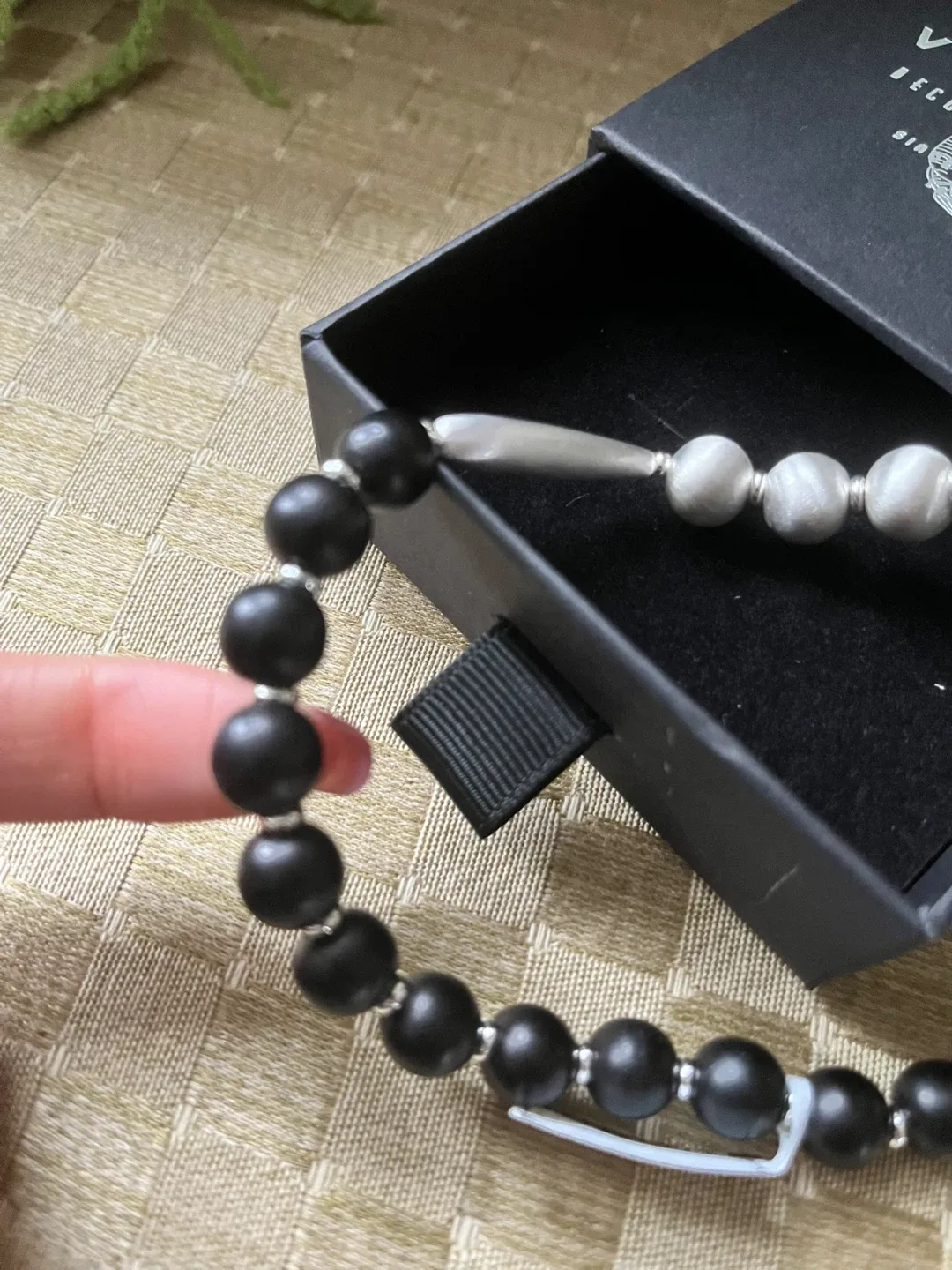 Burchie Vintage Necklace - Black & Silver image indicator(6)