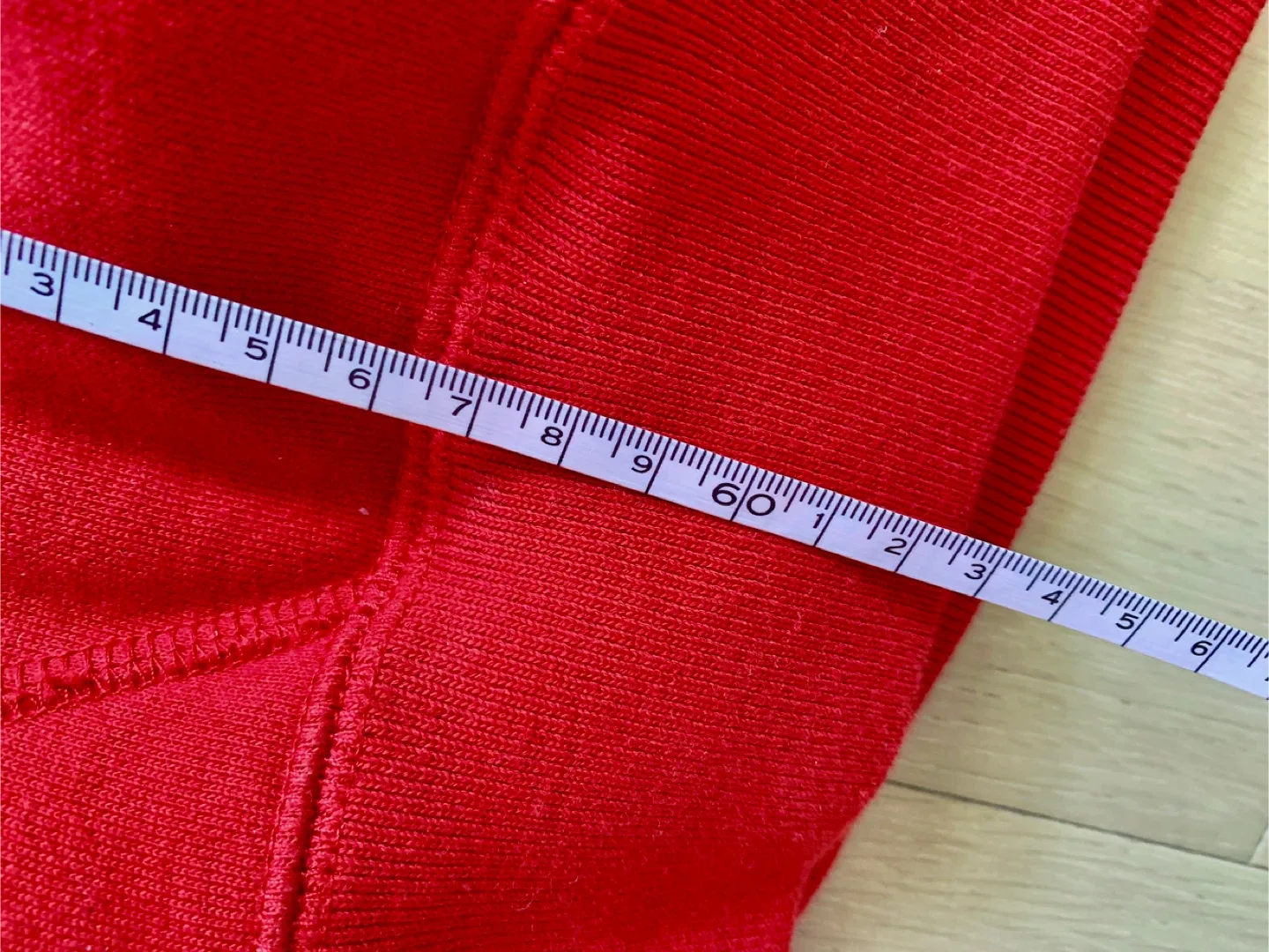 Roots Women’s Canada Red Hoodie Size S image indicator(8)