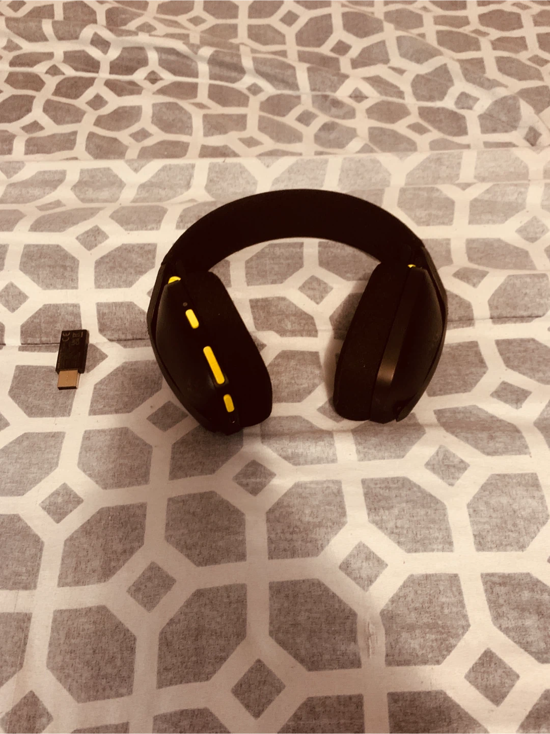 Logitech G435 Wireless Gaming Headset - Black - photo 4