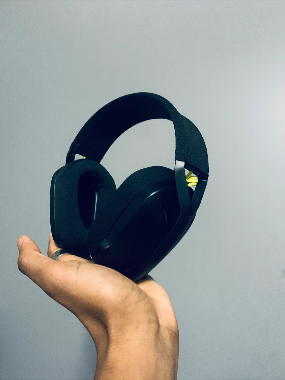 Logitech G435 Wireless Gaming Headset - Black - photo 3