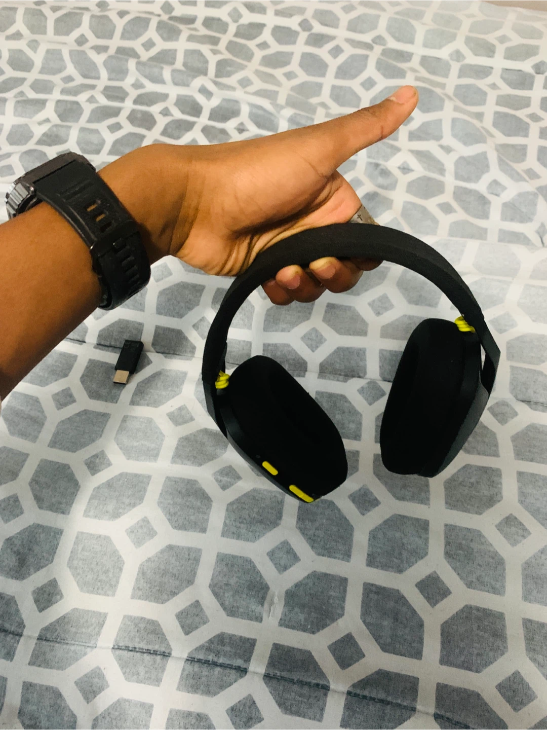 Logitech G435 Wireless Gaming Headset - Black