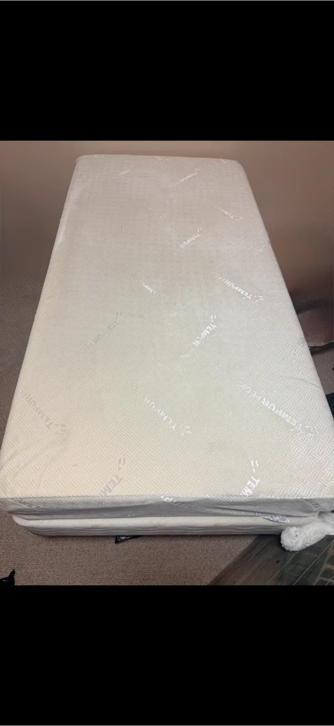 Tempur-Pedic Mattress image indicator(2)