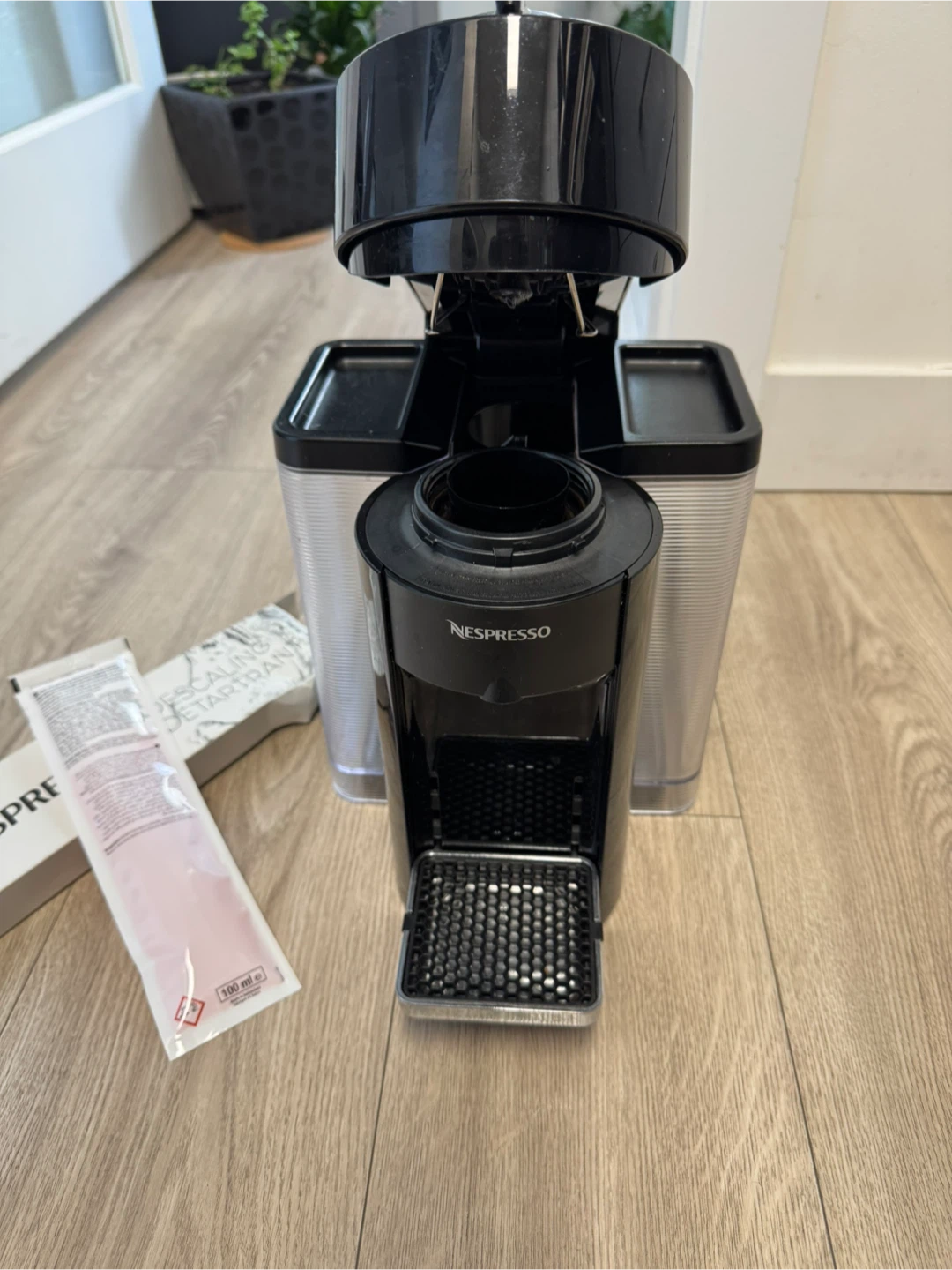 Nespresso Vertuo Machine with descaling solution
