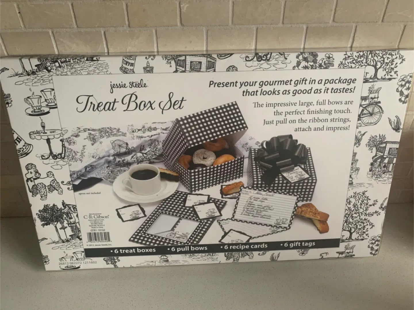 BNIB - Jessie Steele Treat Box Accessory Kit image indicator(2)