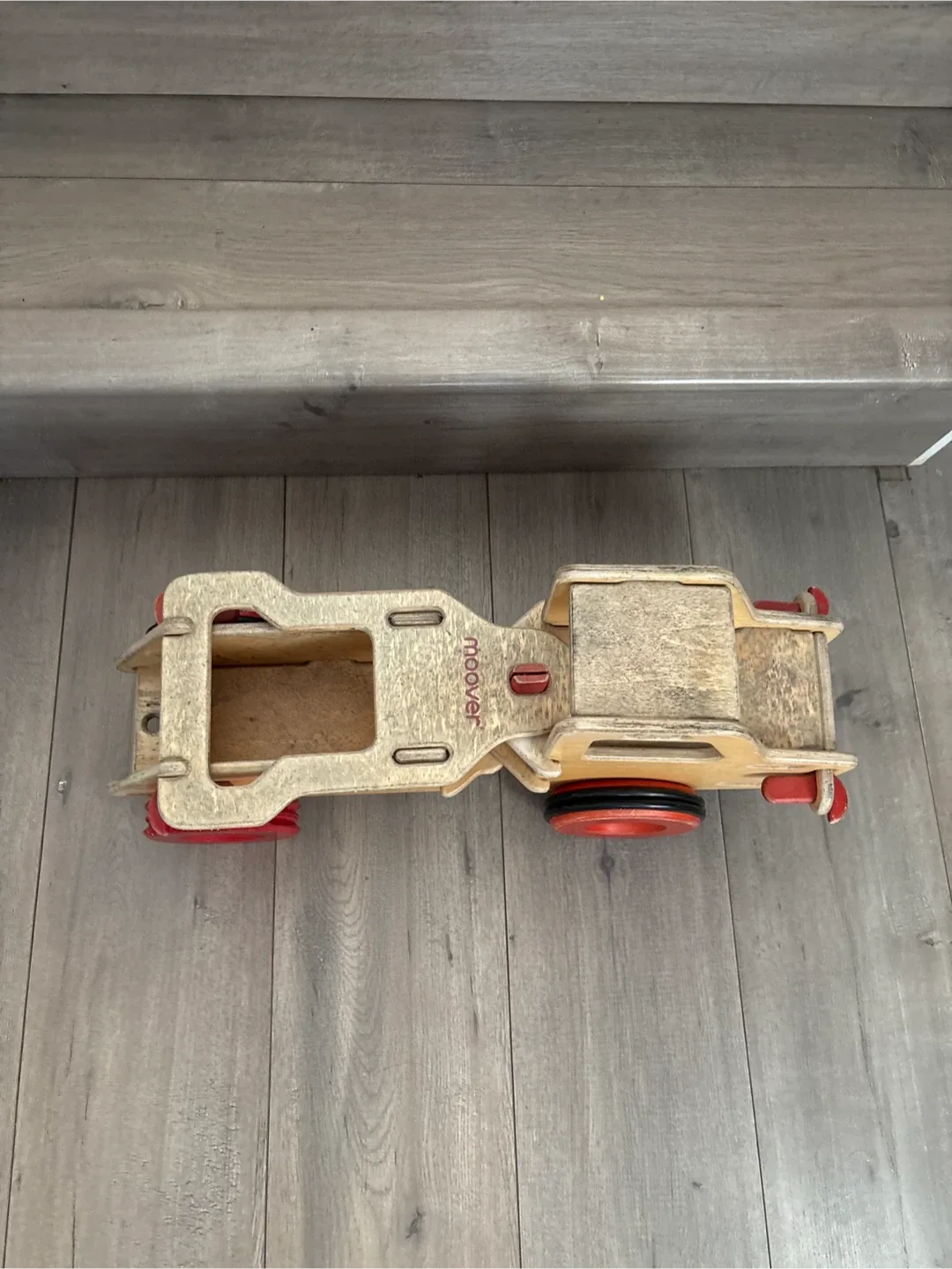 Moover Wooden Dump Truck Toy image indicator(3)