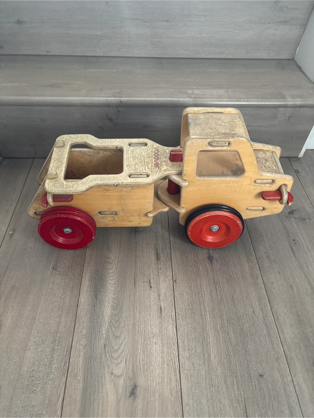 Moover Wooden Dump Truck Toy - photo 2