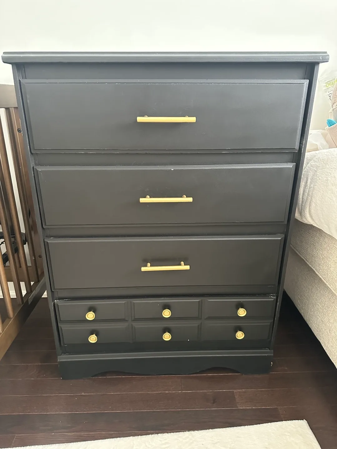 Black 5-Drawer Dresser image indicator(6)