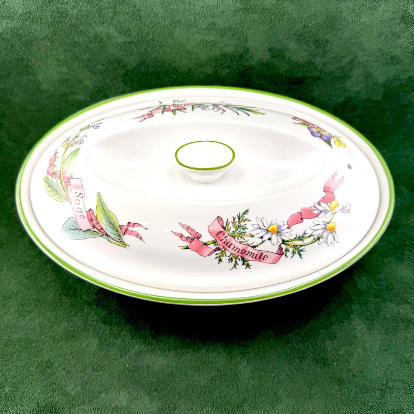 Royal Worcester Country Kitchen lidded casserole - photo 2