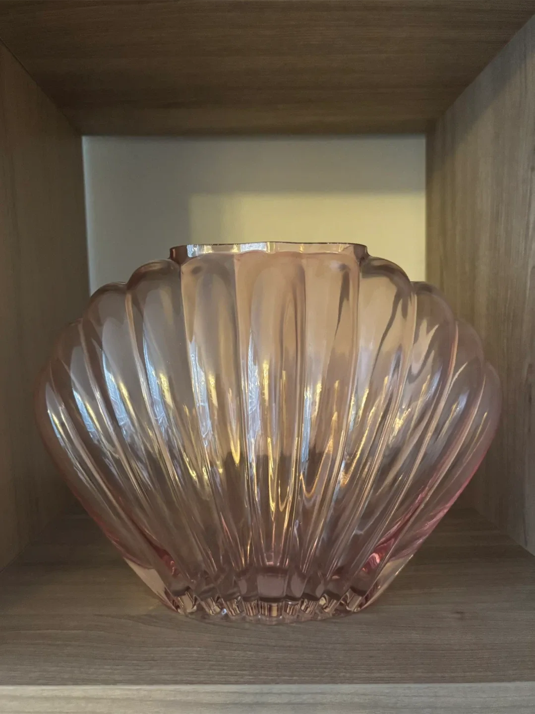 Pink Scalloped Glass Shell Vase