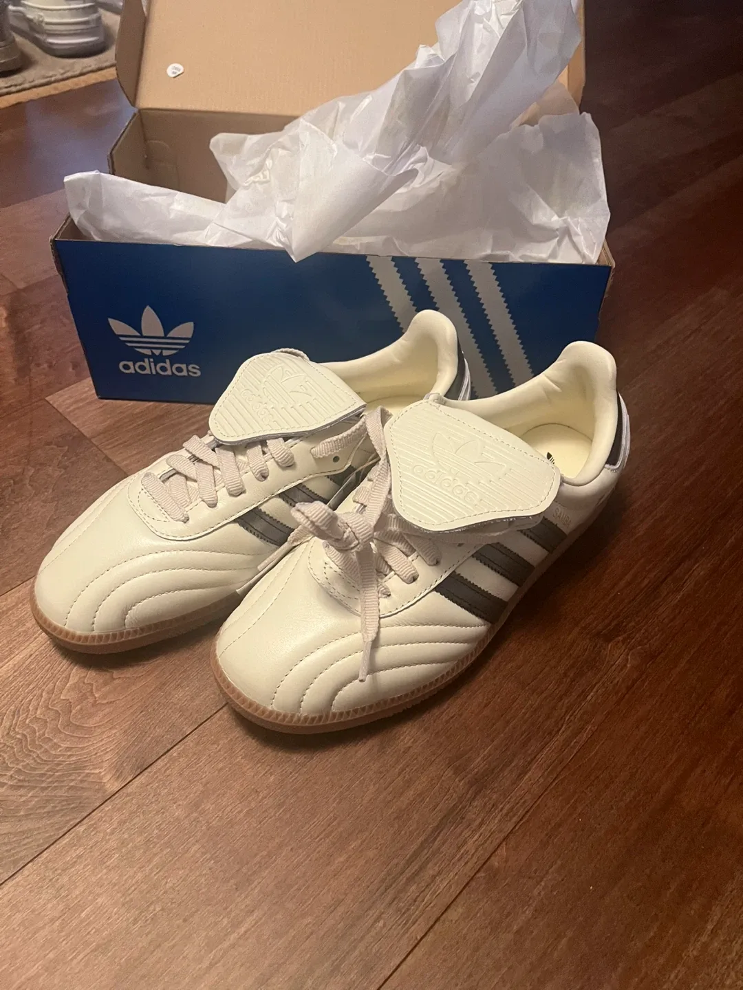 Adidas Samba OG Cream White Shoes - Brand New! image indicator(3)