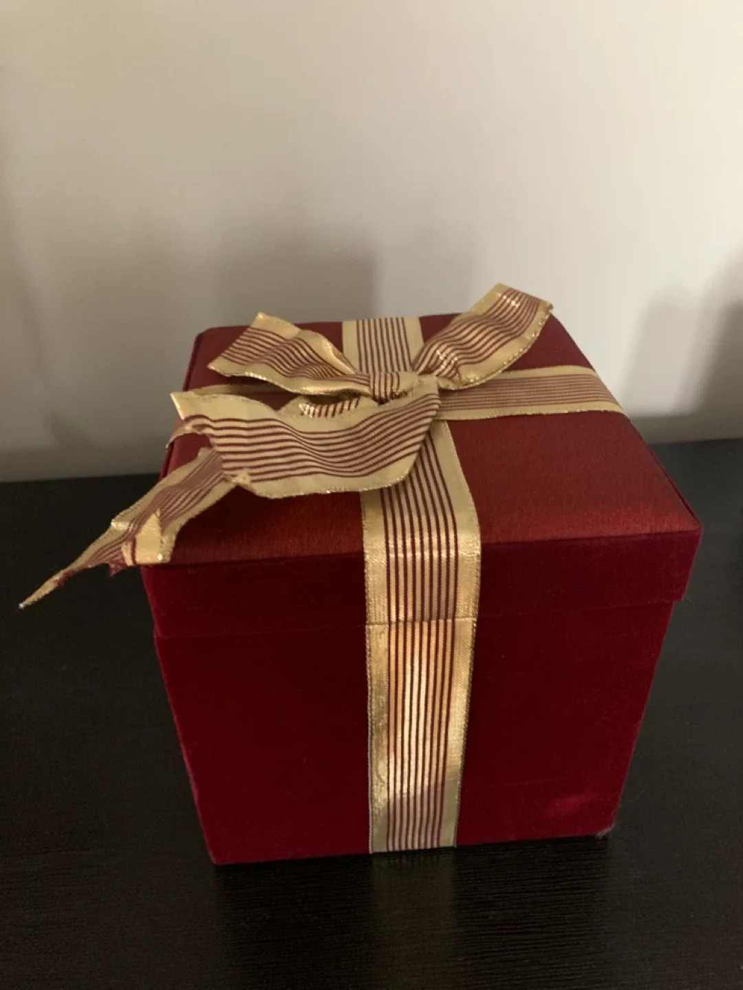 Red Velvet Decorative Gift Box