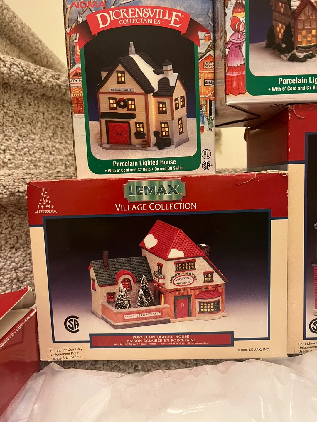 9 total Lemax & Dickensville vintage Collectible Houses image indicator(3)