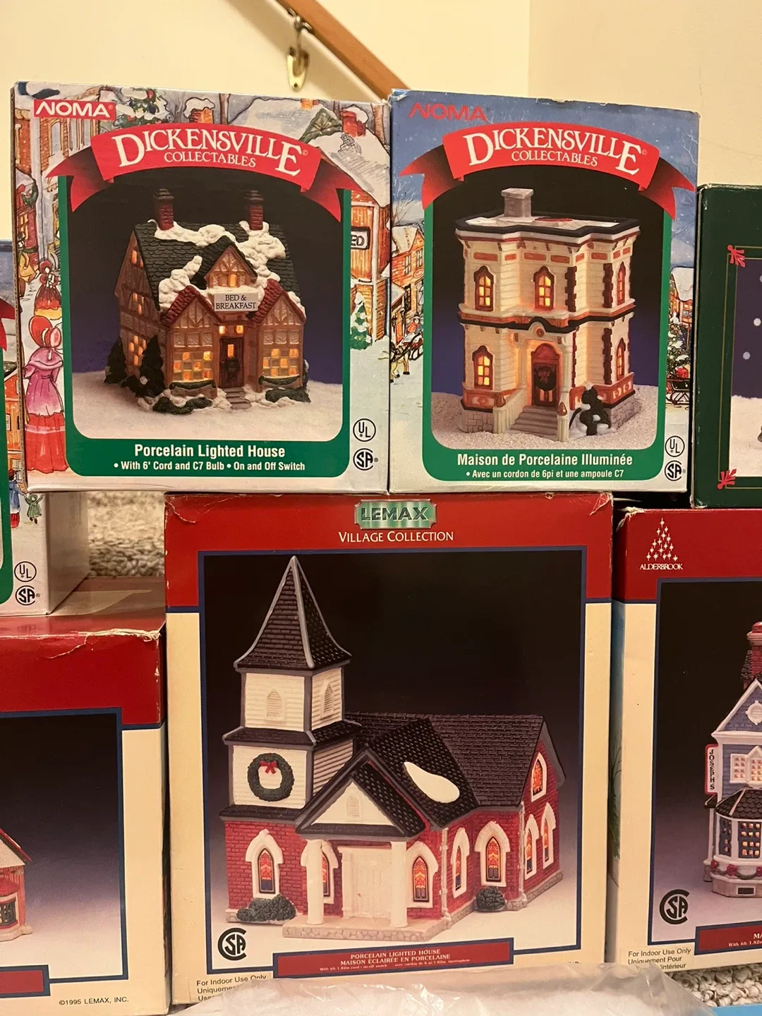 9 total Lemax & Dickensville vintage Collectible Houses image indicator(4)