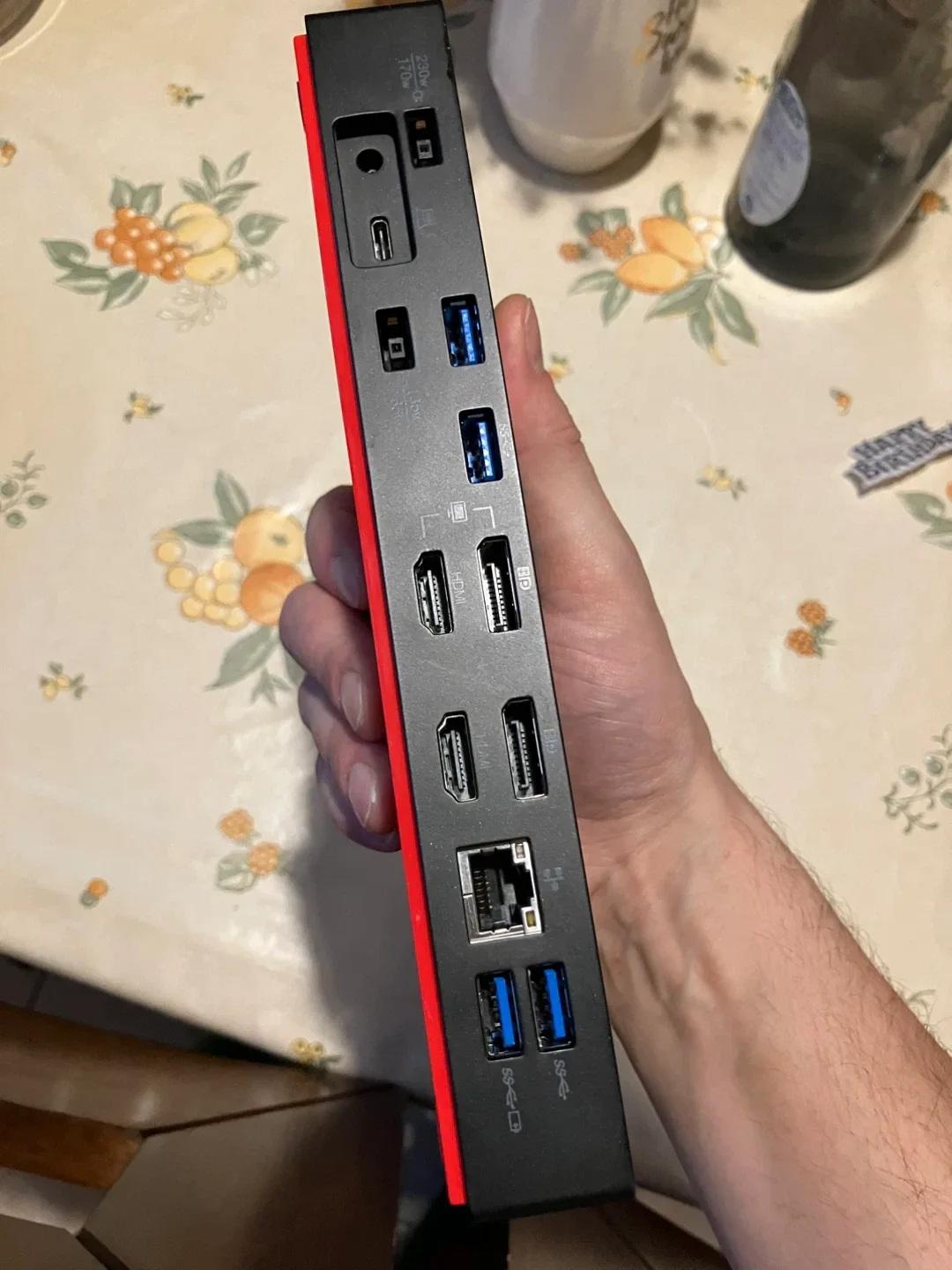 Lenovo ThinkPad Universal USB-C Dock image indicator(4)