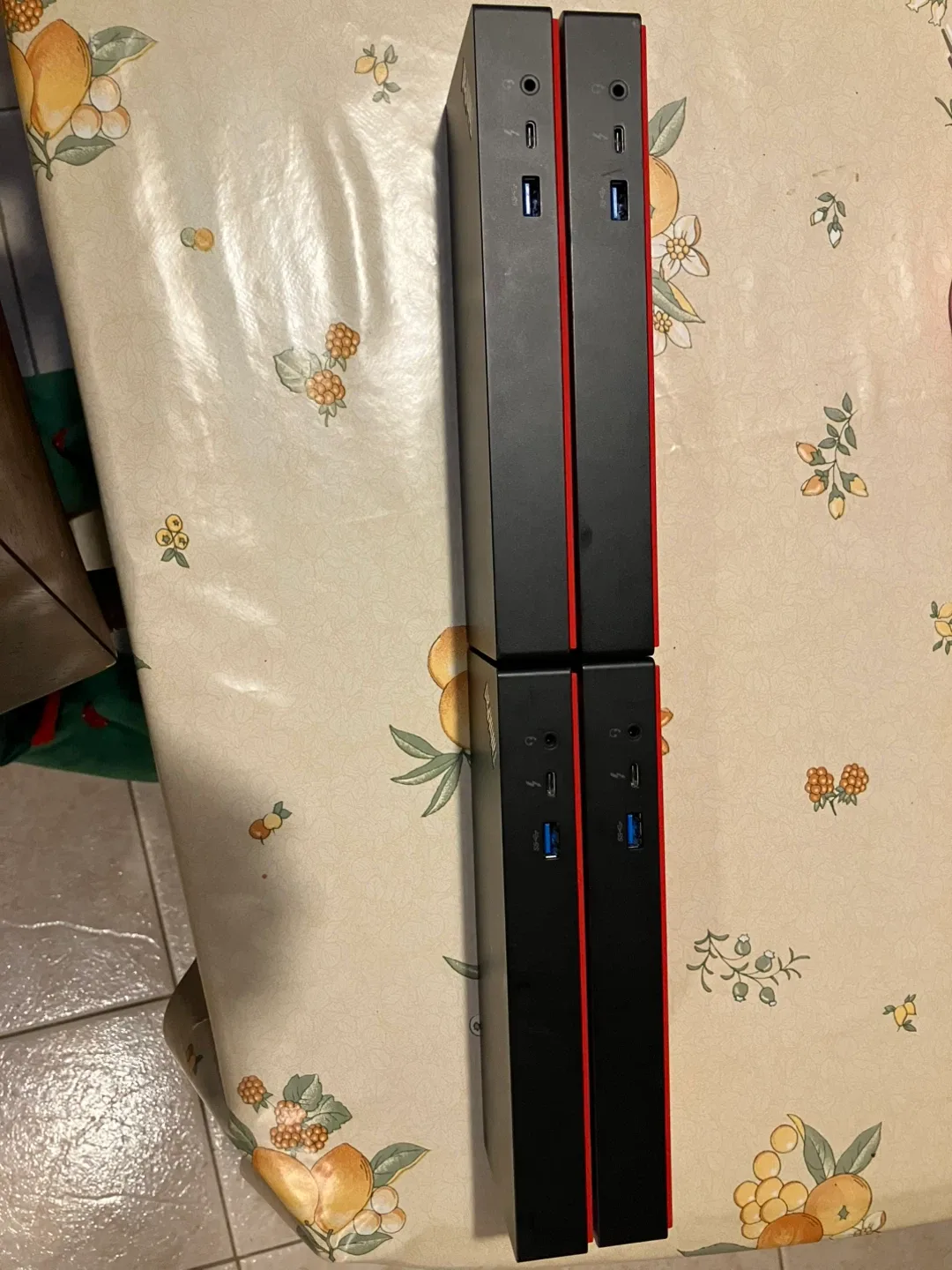 Lenovo ThinkPad Universal USB-C Dock image indicator(6)