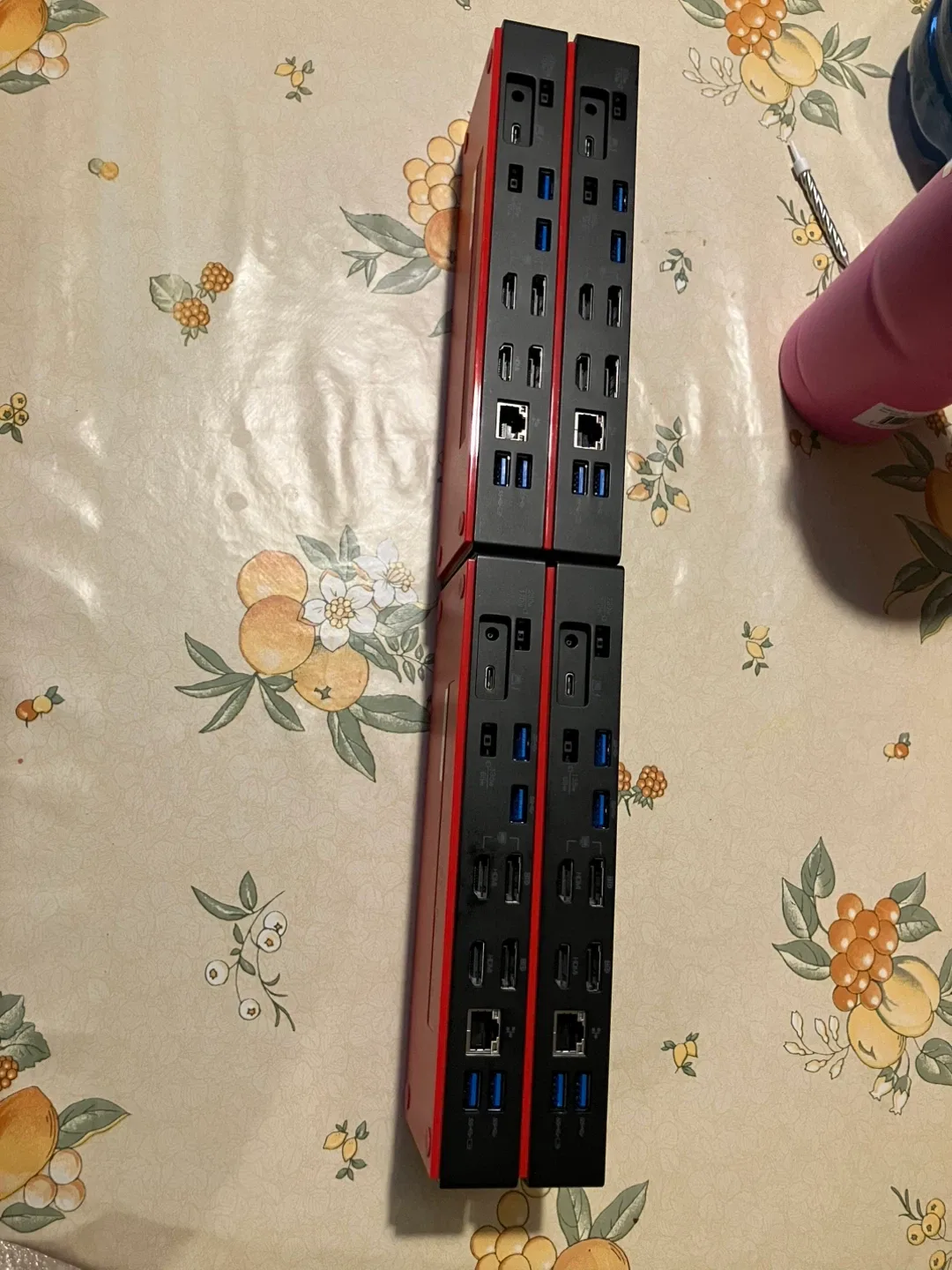 Lenovo ThinkPad Universal USB-C Dock image indicator(8)