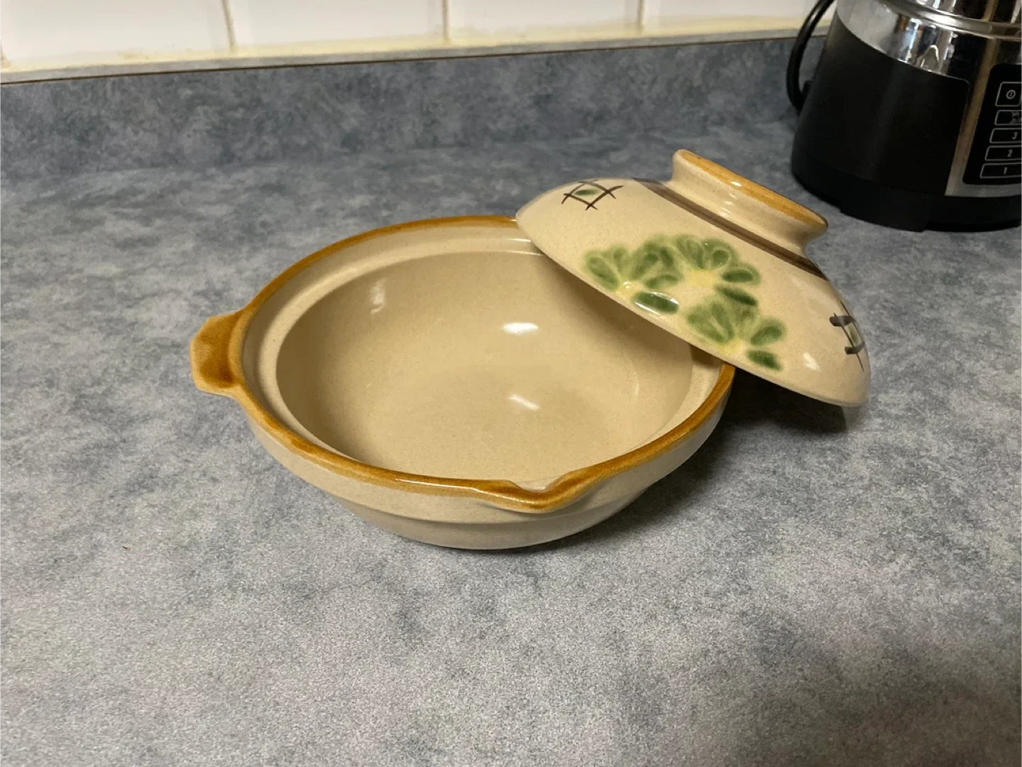 Earthenware Pot with Lid