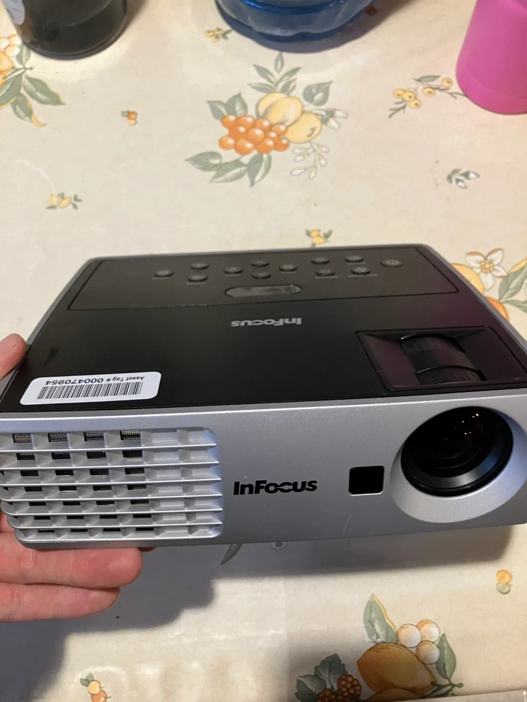InFocus IN1100 Projector