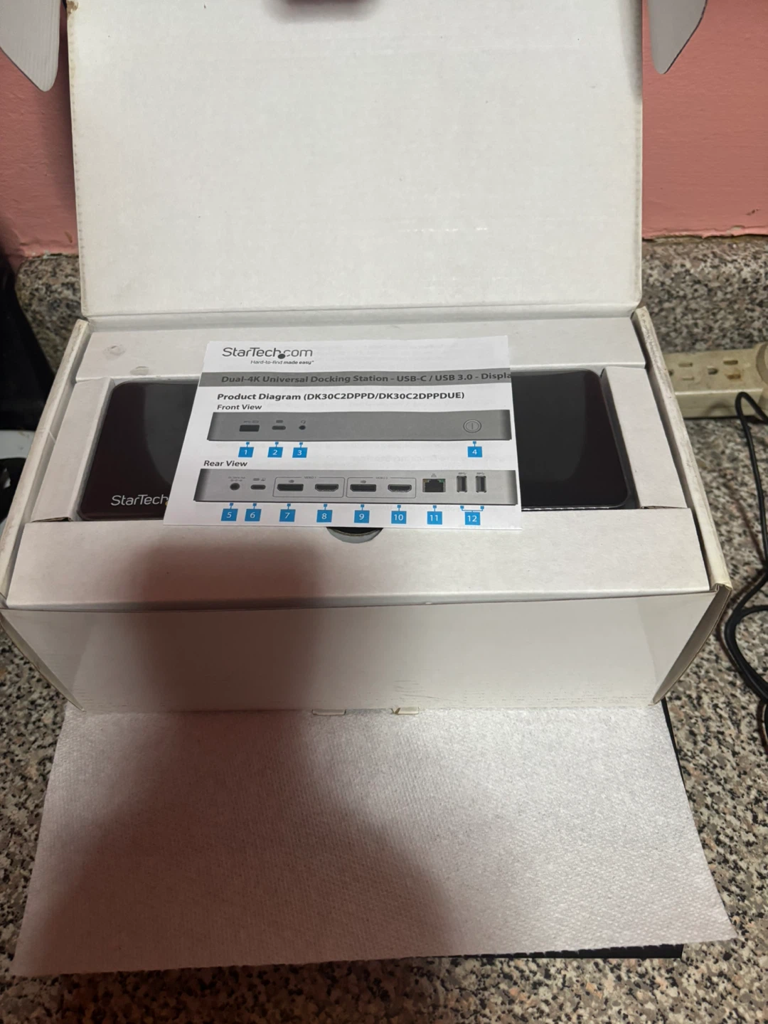 StarTech.com Dual-4K Universal Docking Station - photo 2
