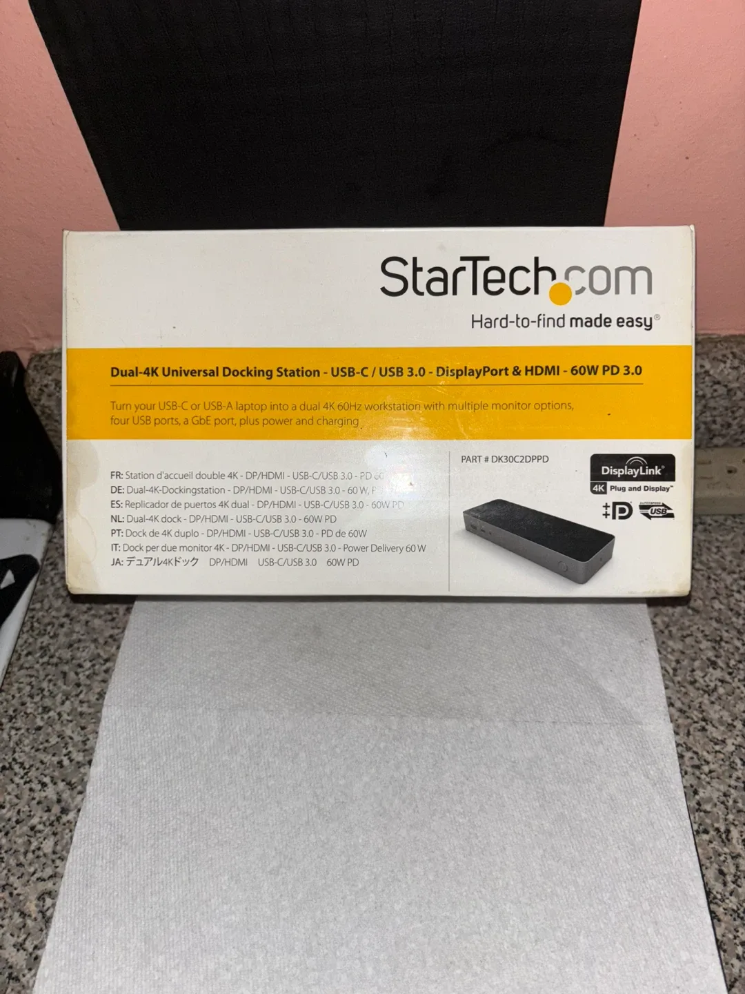 StarTech.com Dual-4K Universal Docking Station