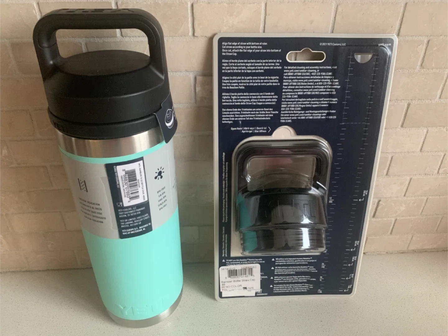 NEW - Authentic YETI Rambler 18oz Bottle with Straw Cap image indicator(2)