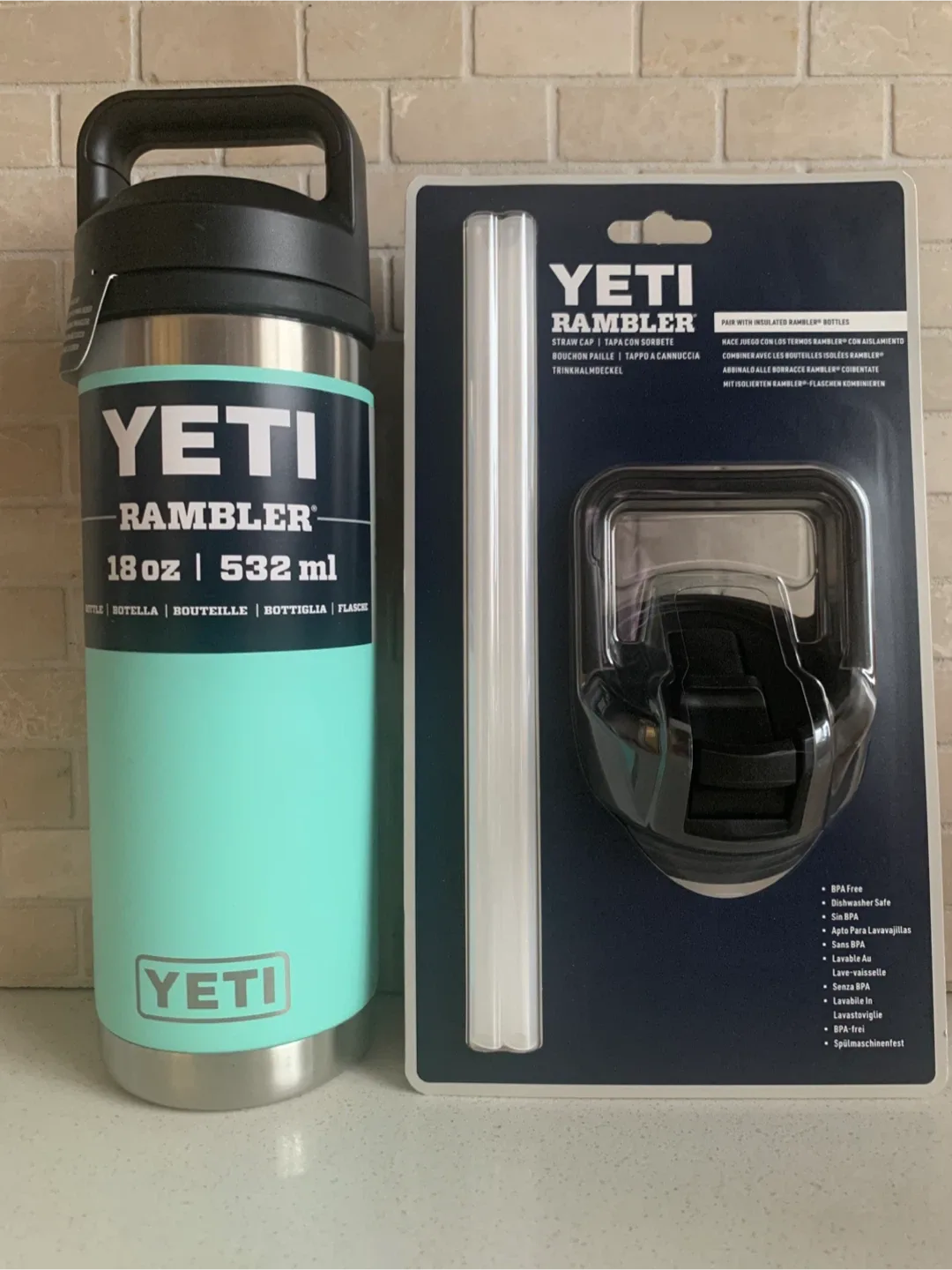 NEW - Authentic YETI Rambler 18oz Bottle with Straw Cap