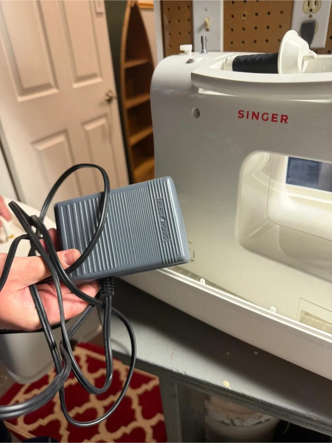 Singer Sewing Machine image indicator(2)
