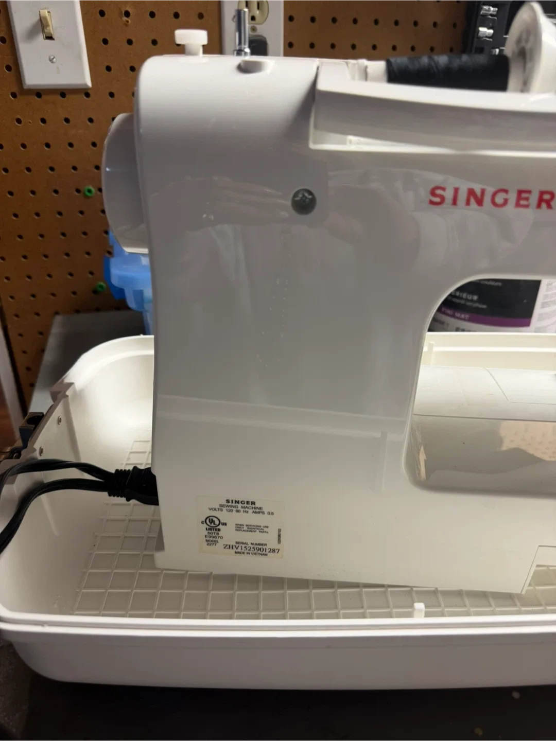 Singer Sewing Machine image indicator(3)