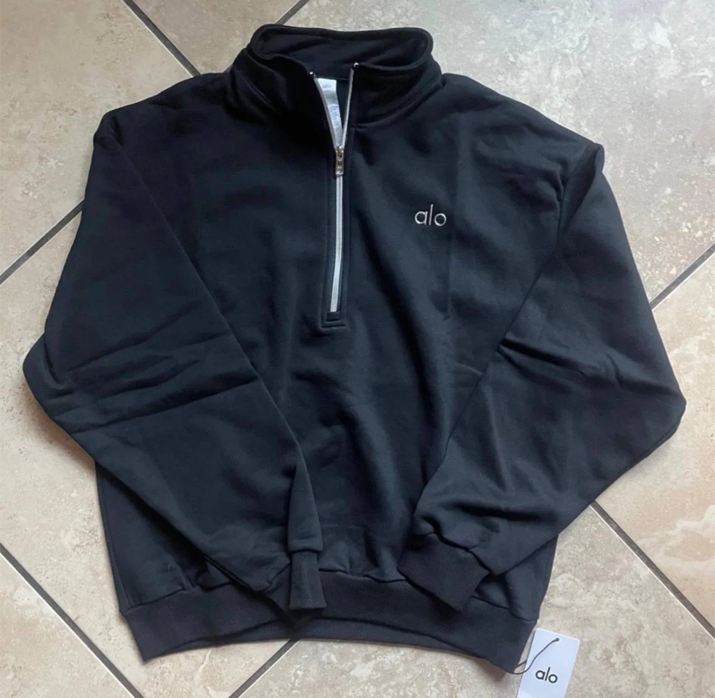 Alo Yoga Black Quarter-Zip Sweatsuit Set - All Sizes image indicator(2)