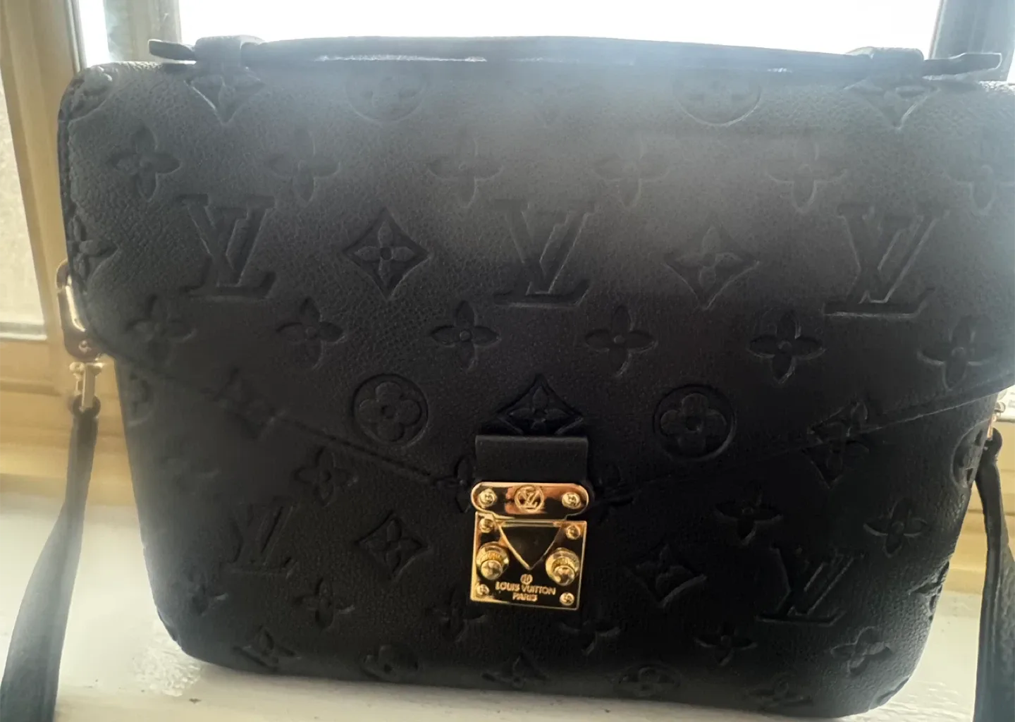 Louis Vuitton Black Leather Shoulder Bag