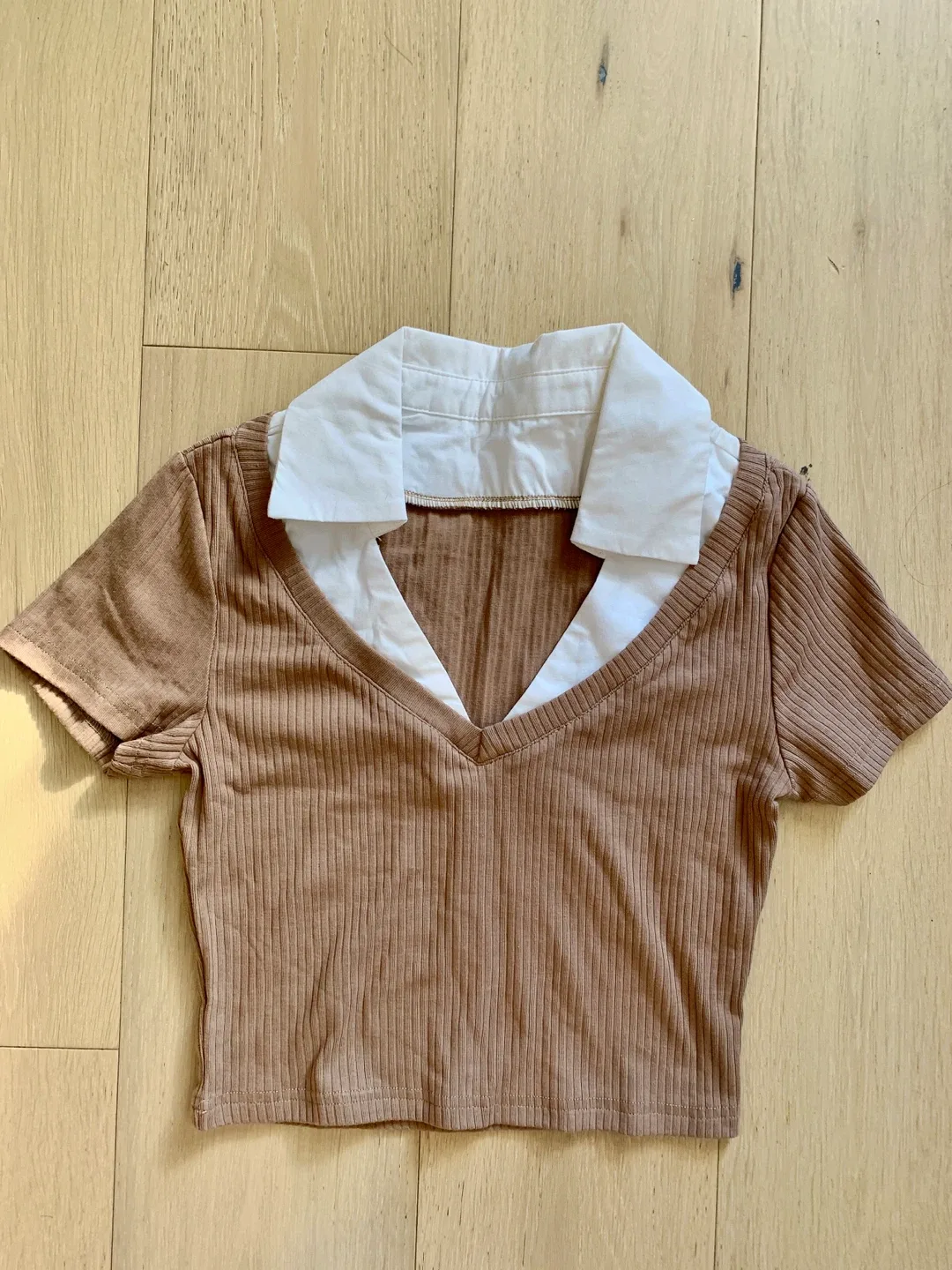 New Women’s Brown Ribbed Cropped Top with White Collar image indicator(2)