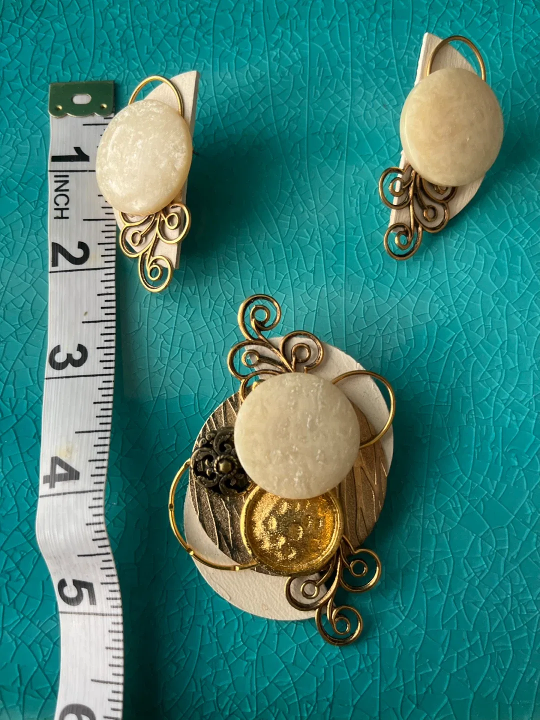 Hand Made Brooch & Earrings Set image indicator(4)