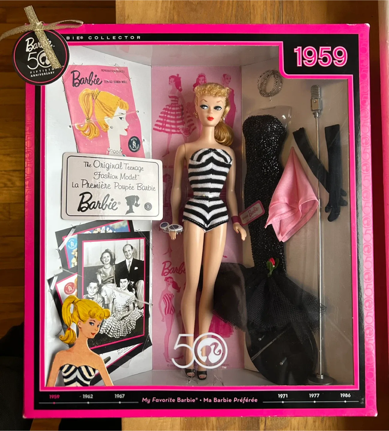 Collector 1959 Reproduction Barbie Doll NRFB boxed mint EY