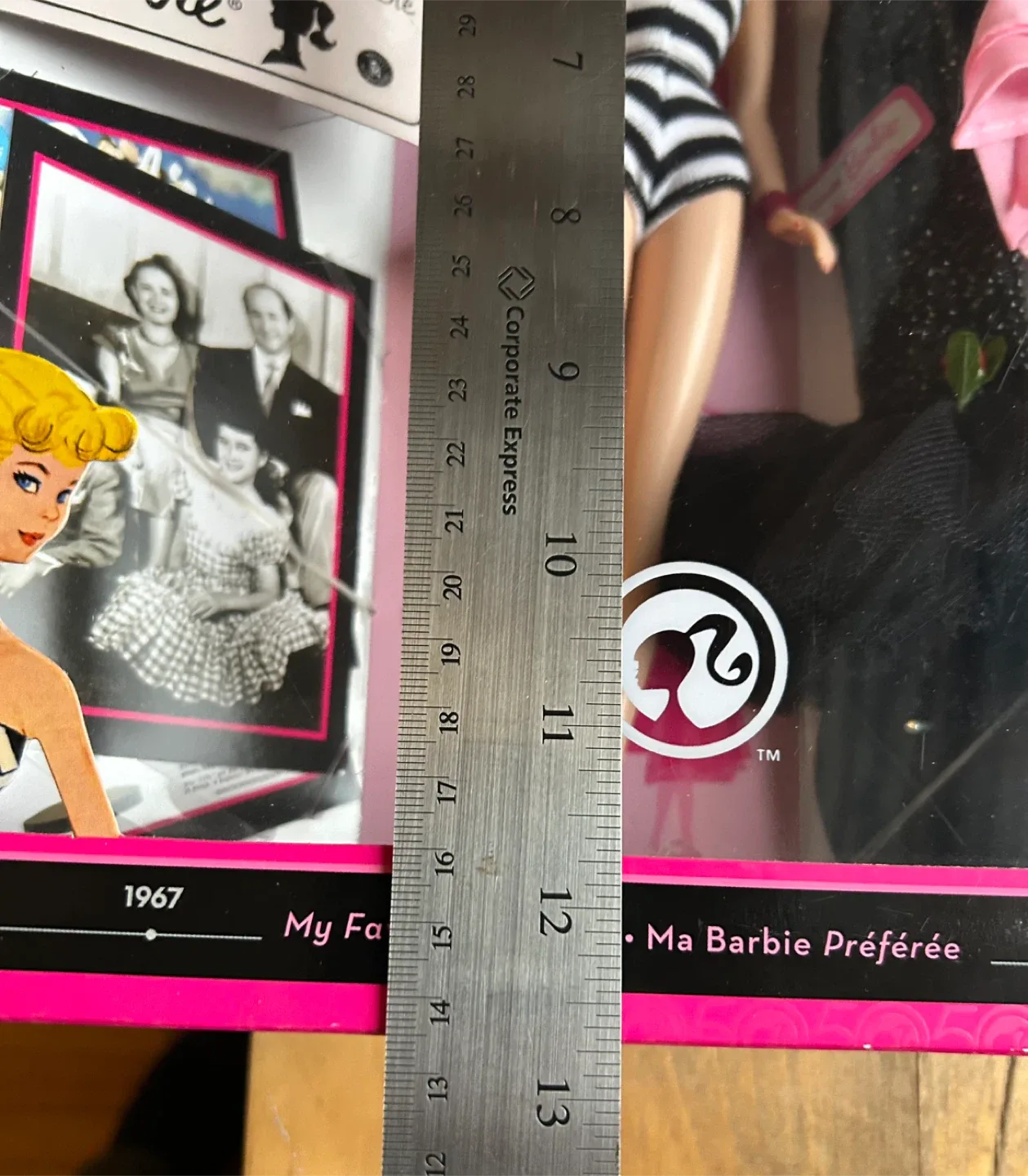 Collector 1959 Reproduction Barbie Doll NRFB boxed mint EY image indicator(6)