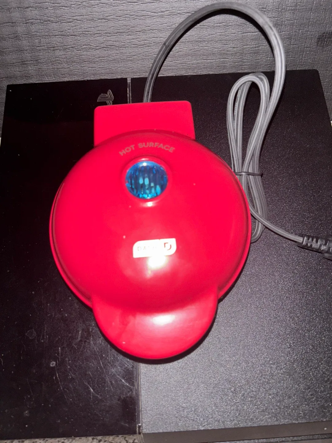 DASH Mini Waffle Maker - Red