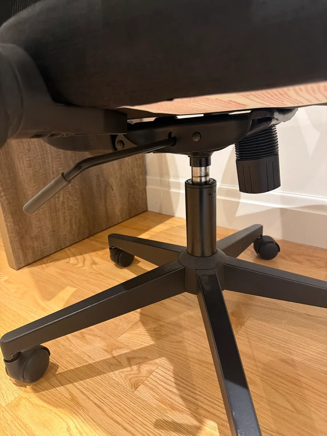 Black Office Chair image indicator(4)