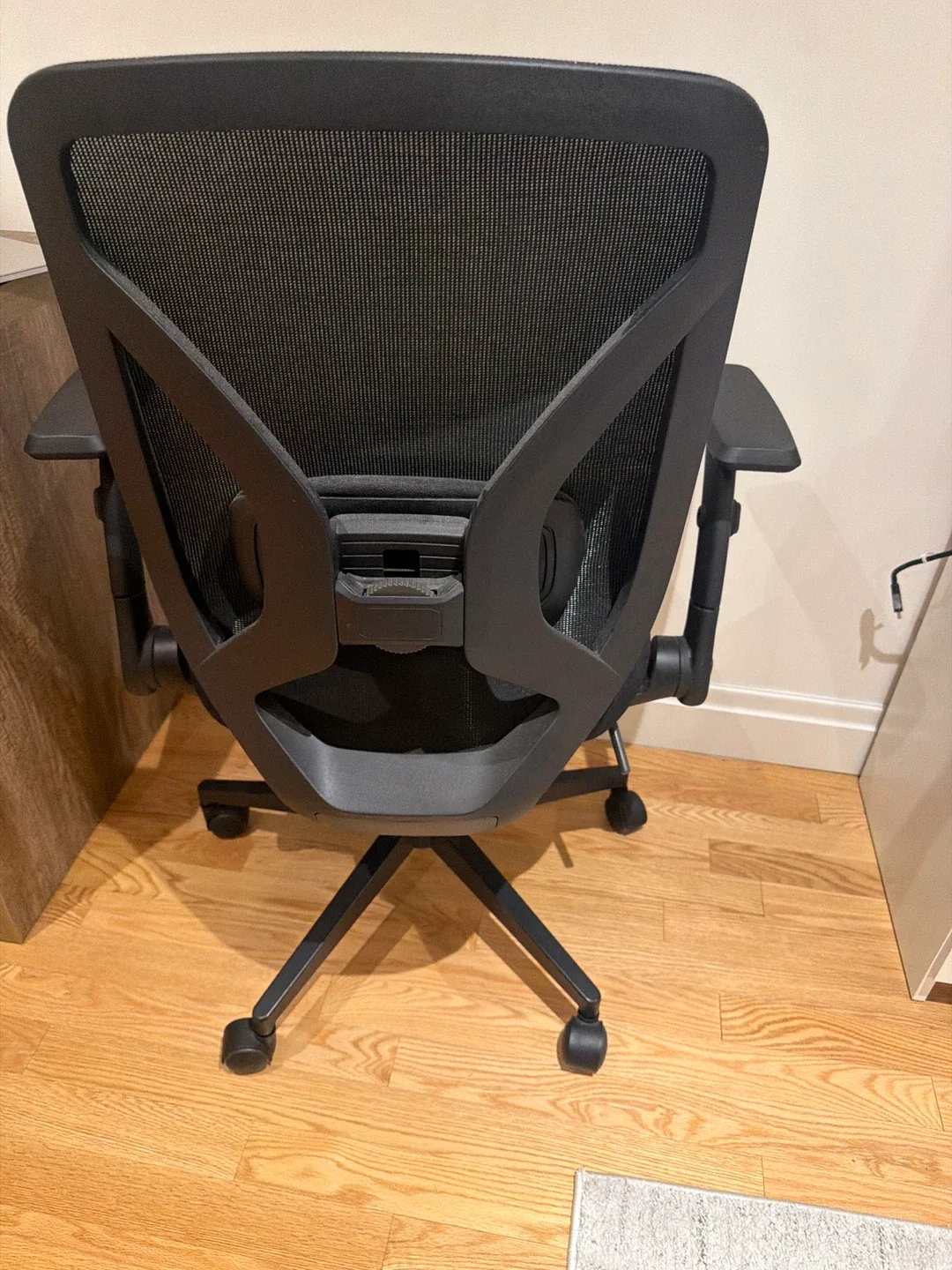 Black Office Chair image indicator(3)