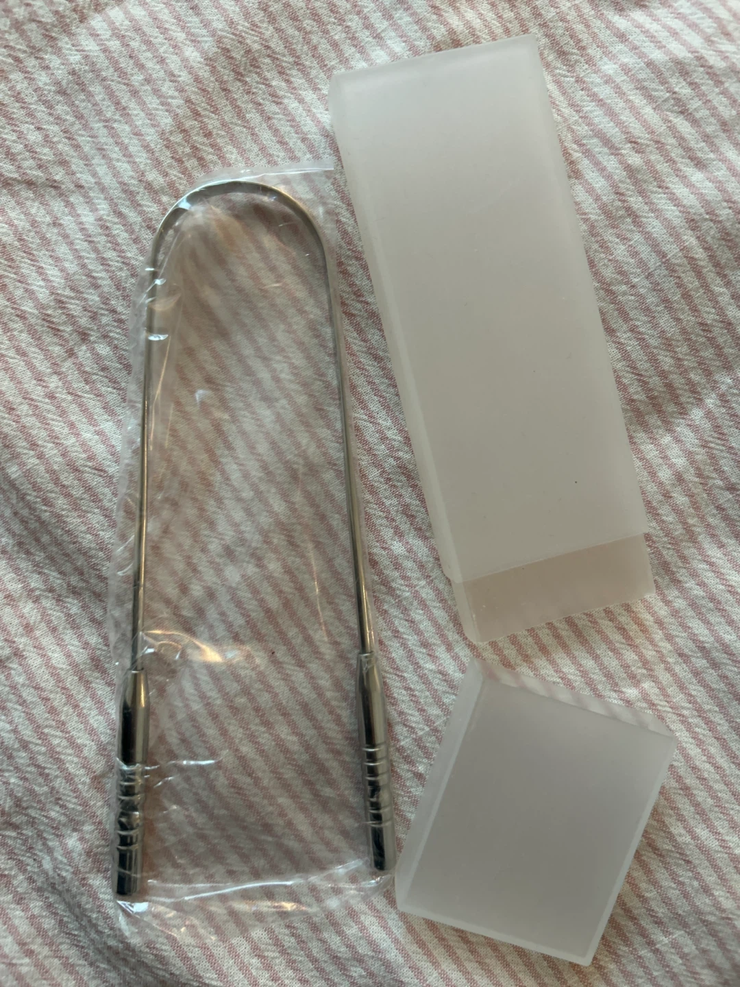 New Tongue Scraper with Case
