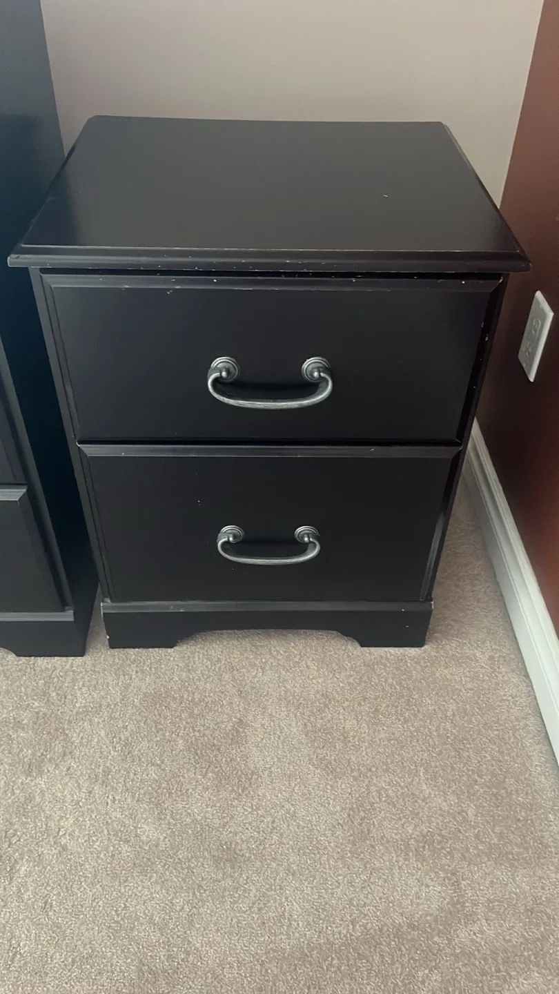 Black 2-Drawer Nightstand plus 6 drawers and mirror image indicator(2)